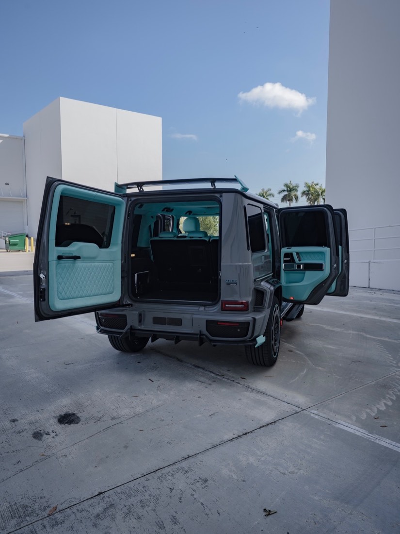 Mercedes-AMG G63 — Black side moldings with sequential LED lighting