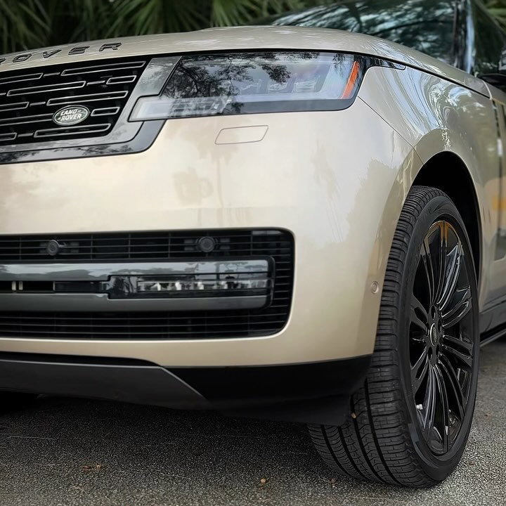 2024 Range Rover — OEM deployable steps
